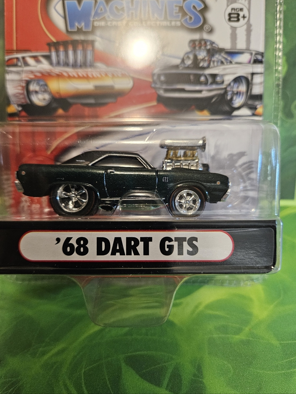 Vintage Muscle Machines'68 Dart GTS Die-Cast Car - Dark Green - Picture 3 of 4